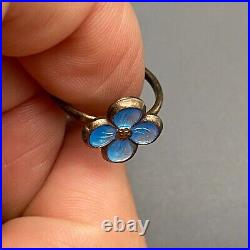 Petite Vintage David Andersen Enamel Flower Norway Sterling Silver Ring Size 4.5